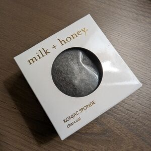 Milk + Honey Charcoal Konjac Sponge